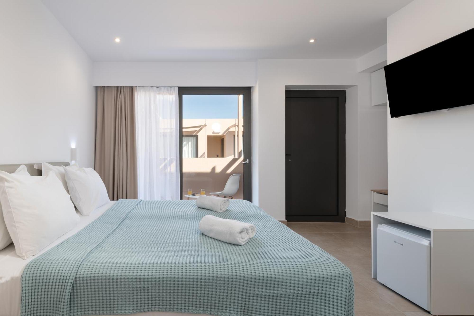 Golden Bee Lifestyle Hotel Stalida Exterior foto