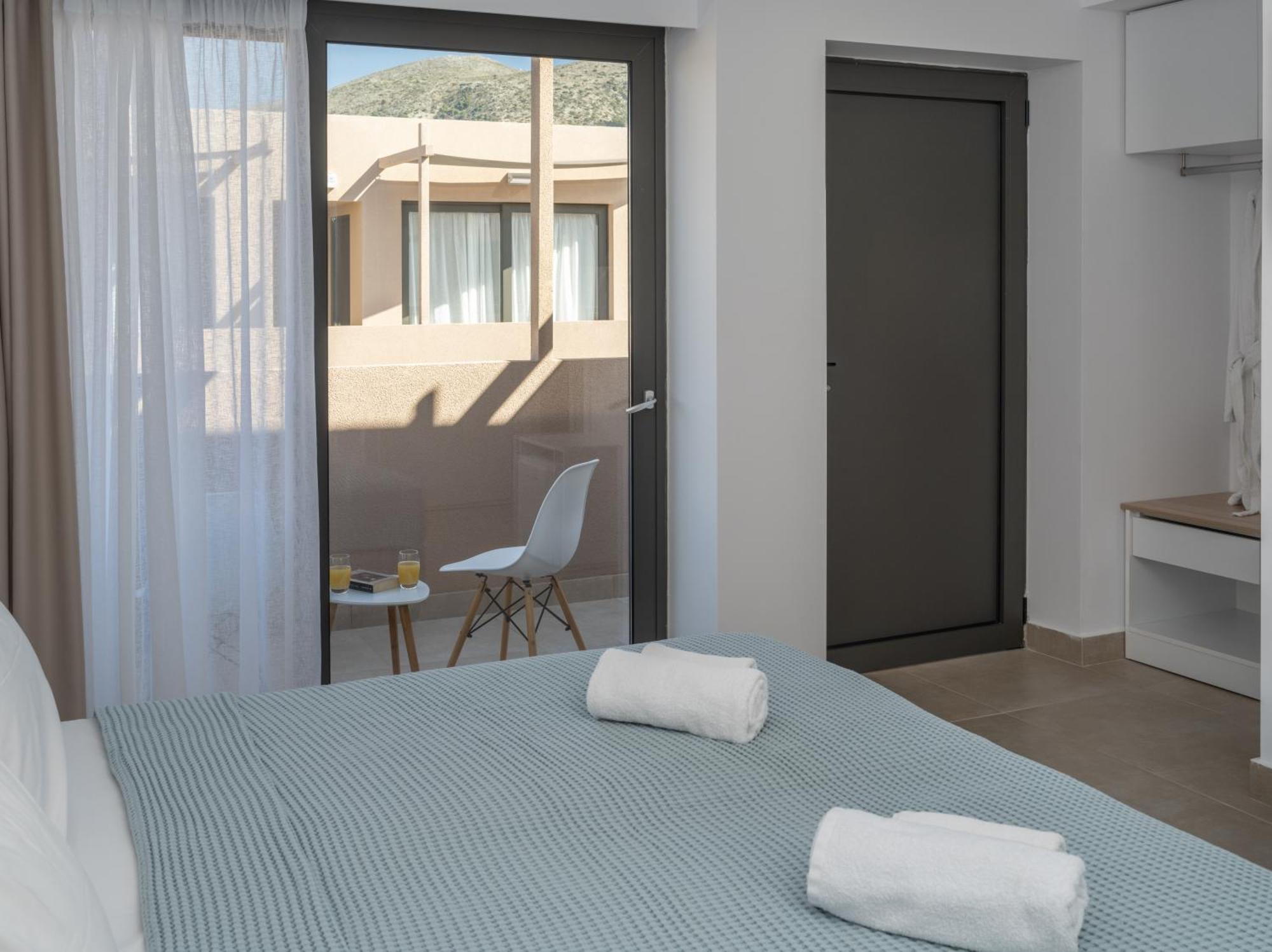 Golden Bee Lifestyle Hotel Stalida Exterior foto